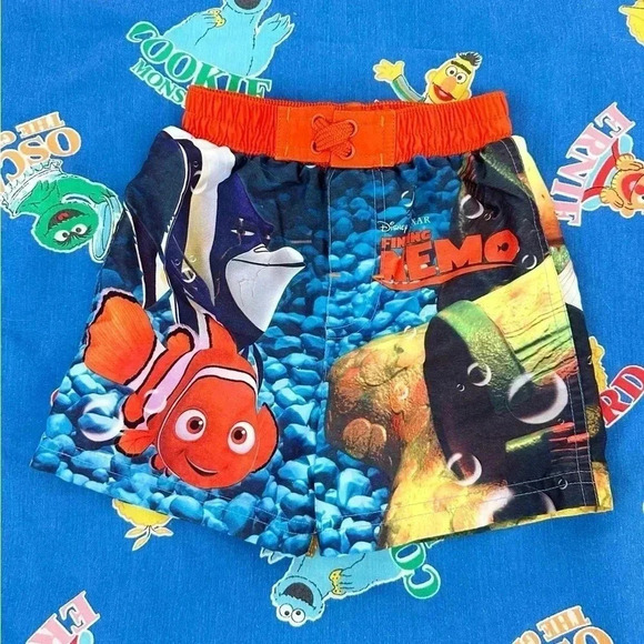 Y2K Kids Disney Finding Nemo Tank Gang Swim Trunk Shorts Size 24M - Picture 2 of 5
